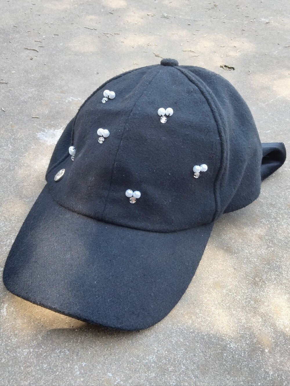 BCBGENERATION Women's Baseball Cap Faux Pearl Rhinestone Tie Bow Back Black
